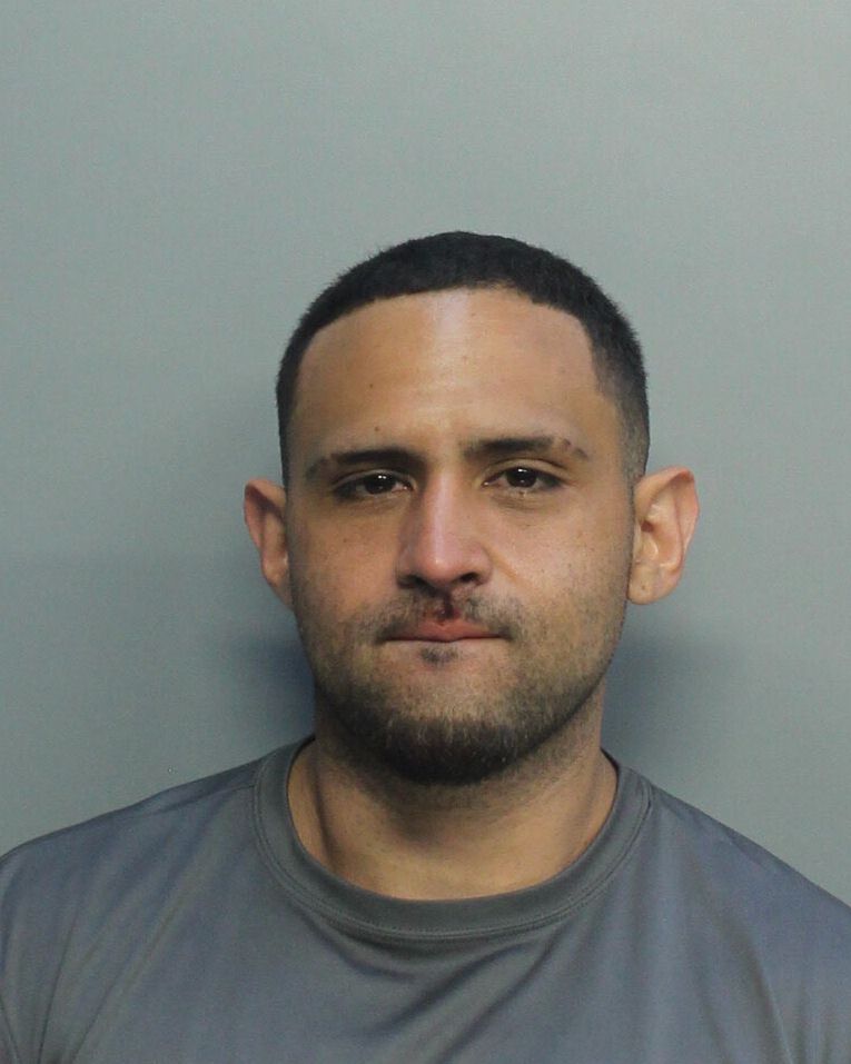 Roberto Pinell Records Roberto Pinell / Roberto Pinell Photos Roberto Pinell