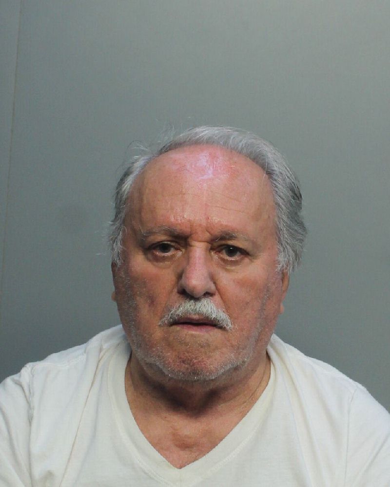 Pol Tapia Records Pol Tapia / Pol Tapia Photos Pol Tapia