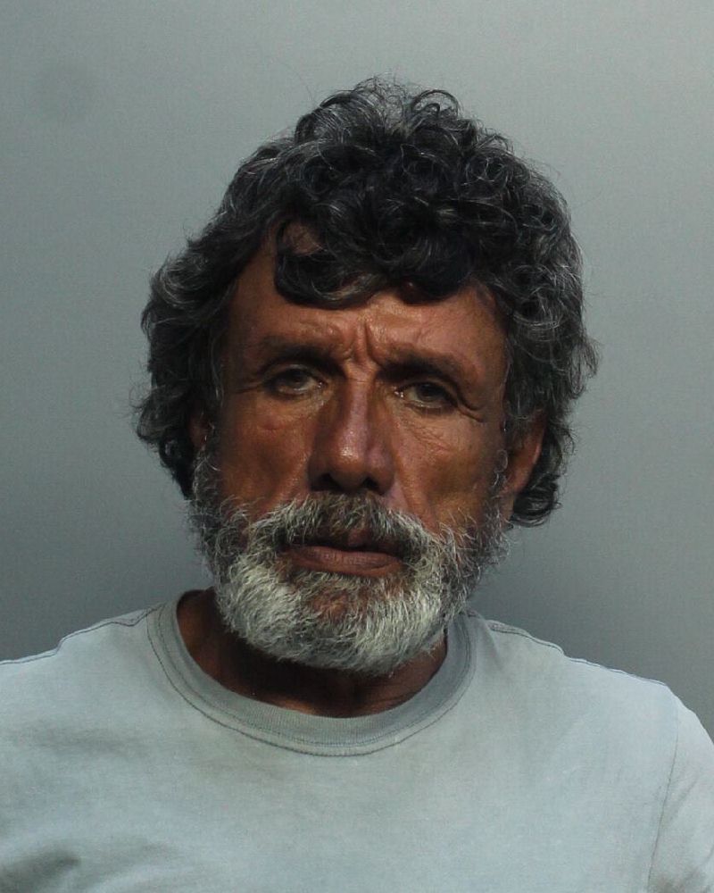 Enique Gomez Records Enique Gomez / Enique Gomez Photos Enique Gomez