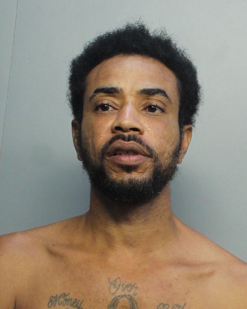 Karani Ellison Records Karani Ellison / Karani Ellison Photos Karani Ellison