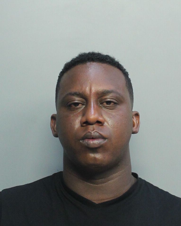 Luis Vargasguibert Records Luis Vargasguibert / Luis Vargasguibert Photos Luis Vargasguibert