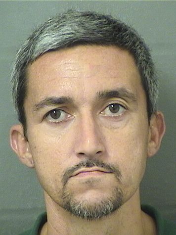 Ronald Hernandez Info, Photos, Data, and More / Ronald Hernandez TriCountyBusts / Is Ronald Hernandez on Social Media Like Facebook, Instagram abd Twitter?