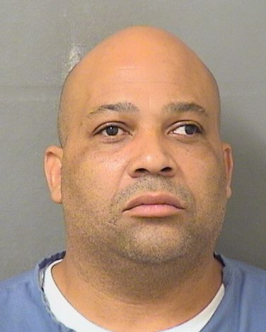 Roberto Cruzata Records Roberto Cruzata / Roberto Cruzata Photos Roberto Cruzata